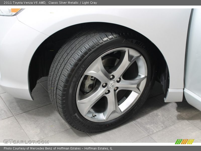 Classic Silver Metallic / Light Gray 2011 Toyota Venza V6 AWD