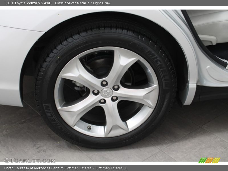Classic Silver Metallic / Light Gray 2011 Toyota Venza V6 AWD