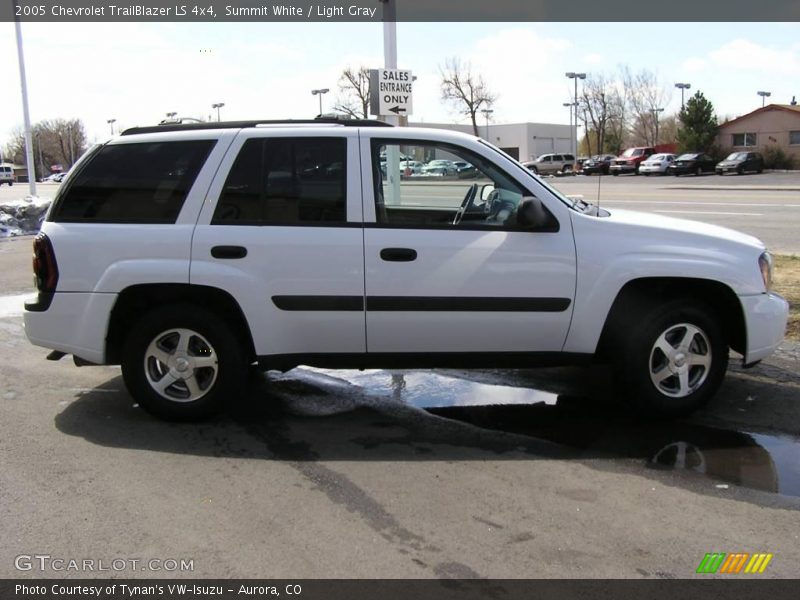 Summit White / Light Gray 2005 Chevrolet TrailBlazer LS 4x4