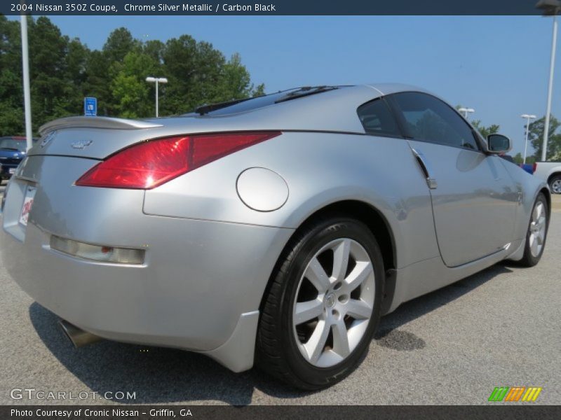 Chrome Silver Metallic / Carbon Black 2004 Nissan 350Z Coupe