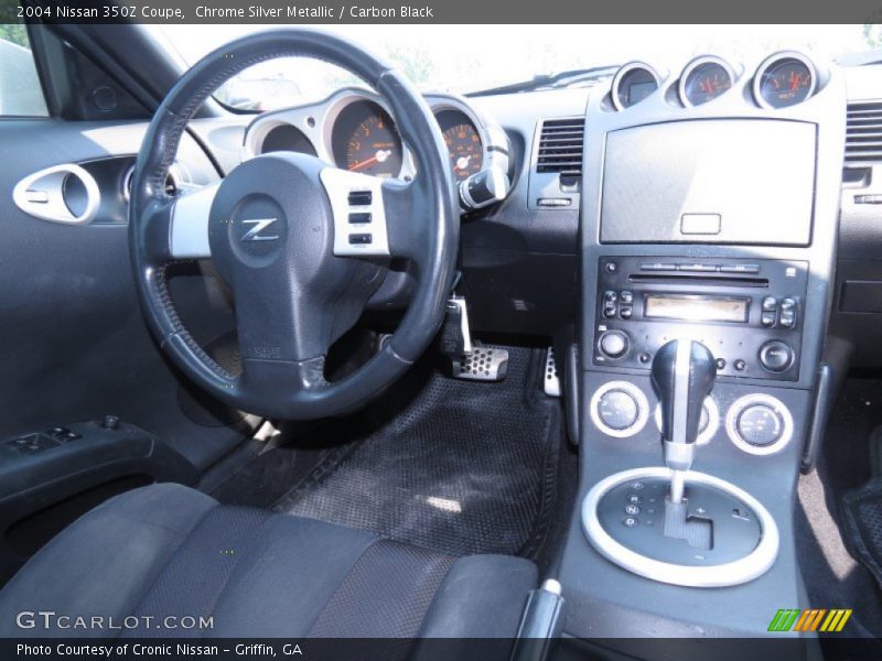 Dashboard of 2004 350Z Coupe