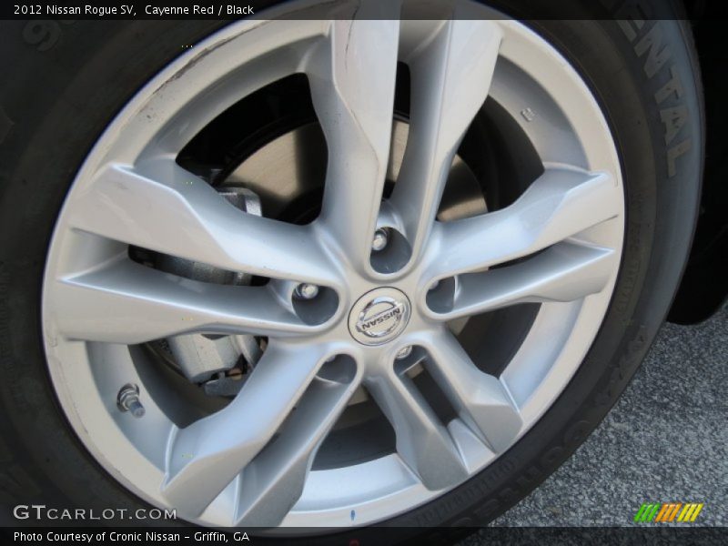 Cayenne Red / Black 2012 Nissan Rogue SV