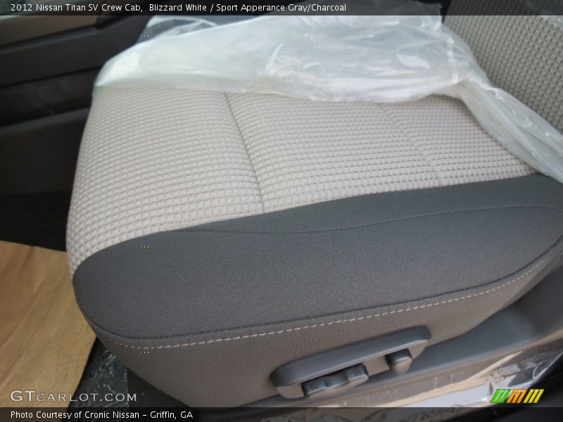 Blizzard White / Sport Apperance Gray/Charcoal 2012 Nissan Titan SV Crew Cab