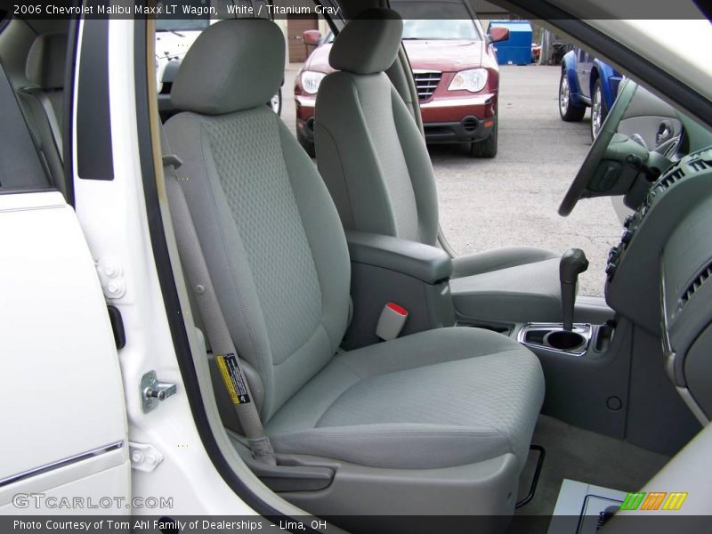 White / Titanium Gray 2006 Chevrolet Malibu Maxx LT Wagon