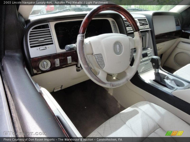 Autumn Red Metallic / Light Parchment 2003 Lincoln Navigator Luxury 4x4