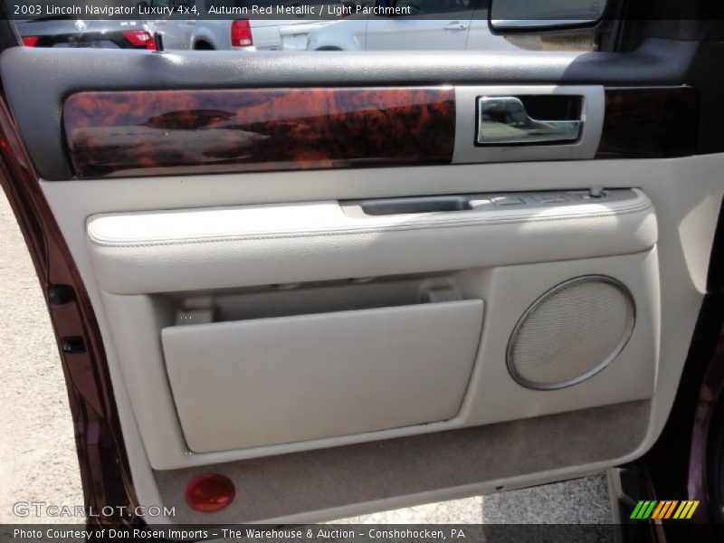 Autumn Red Metallic / Light Parchment 2003 Lincoln Navigator Luxury 4x4