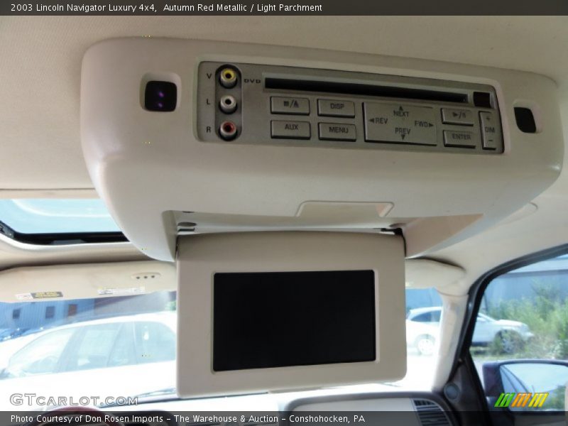 Autumn Red Metallic / Light Parchment 2003 Lincoln Navigator Luxury 4x4