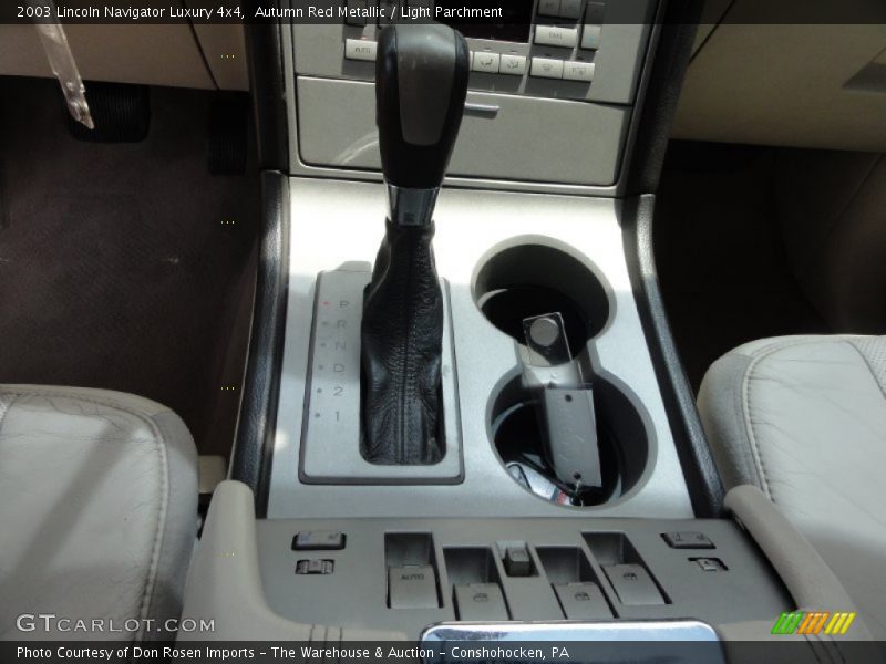  2003 Navigator Luxury 4x4 4 Speed Automatic Shifter