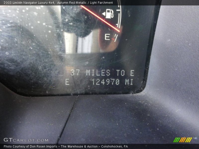 Autumn Red Metallic / Light Parchment 2003 Lincoln Navigator Luxury 4x4