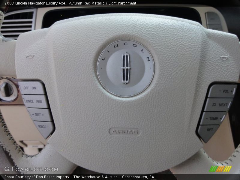 Controls of 2003 Navigator Luxury 4x4