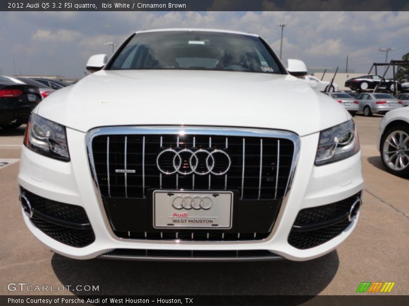Ibis White / Cinnamon Brown 2012 Audi Q5 3.2 FSI quattro