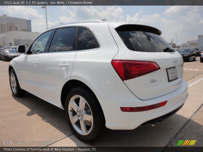 Ibis White / Cinnamon Brown 2012 Audi Q5 3.2 FSI quattro