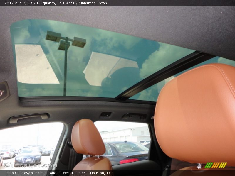 Ibis White / Cinnamon Brown 2012 Audi Q5 3.2 FSI quattro