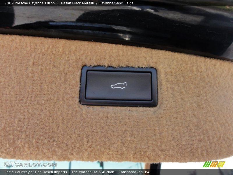 Basalt Black Metallic / Havanna/Sand Beige 2009 Porsche Cayenne Turbo S