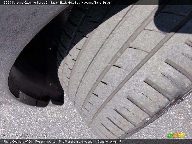 Basalt Black Metallic / Havanna/Sand Beige 2009 Porsche Cayenne Turbo S