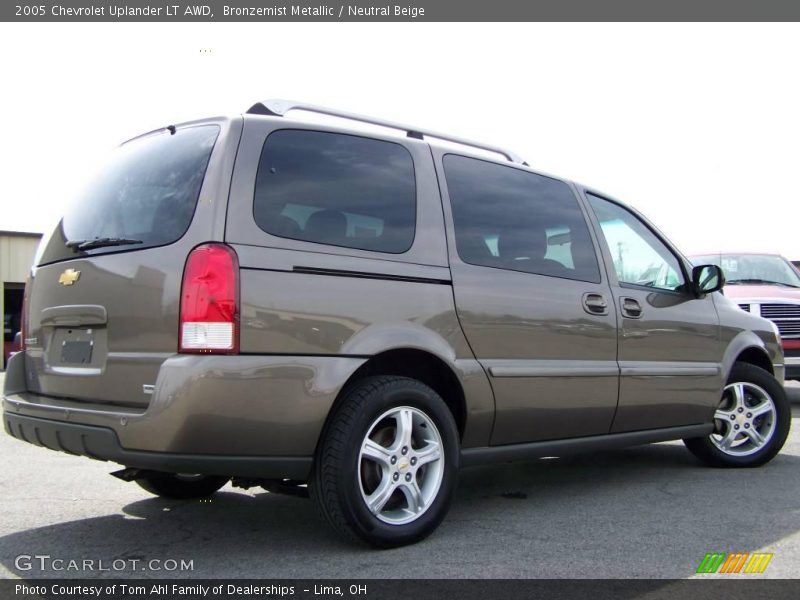 Bronzemist Metallic / Neutral Beige 2005 Chevrolet Uplander LT AWD