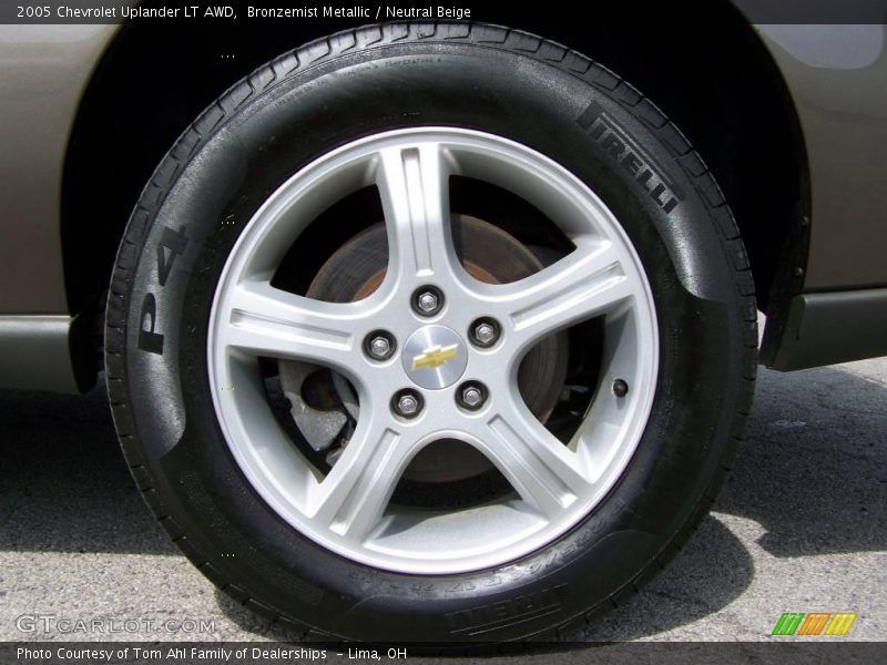 Bronzemist Metallic / Neutral Beige 2005 Chevrolet Uplander LT AWD