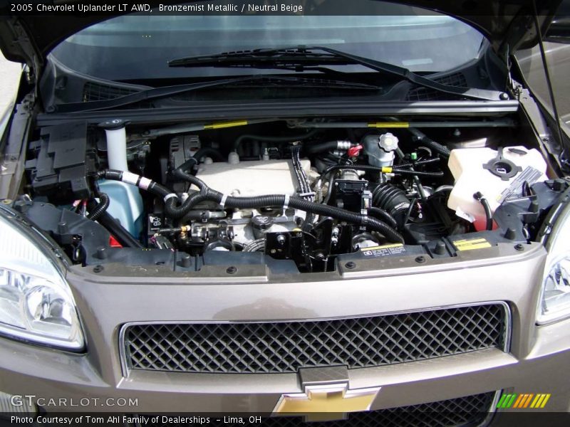 Bronzemist Metallic / Neutral Beige 2005 Chevrolet Uplander LT AWD