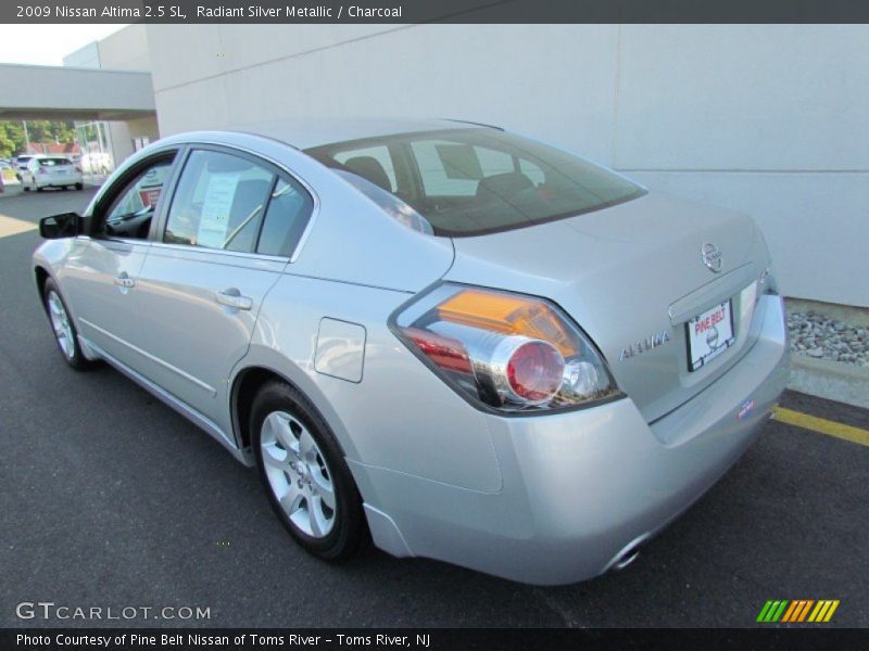 Radiant Silver Metallic / Charcoal 2009 Nissan Altima 2.5 SL