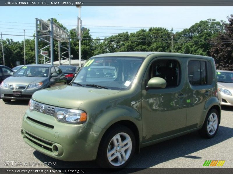 Front 3/4 View of 2009 Cube 1.8 SL