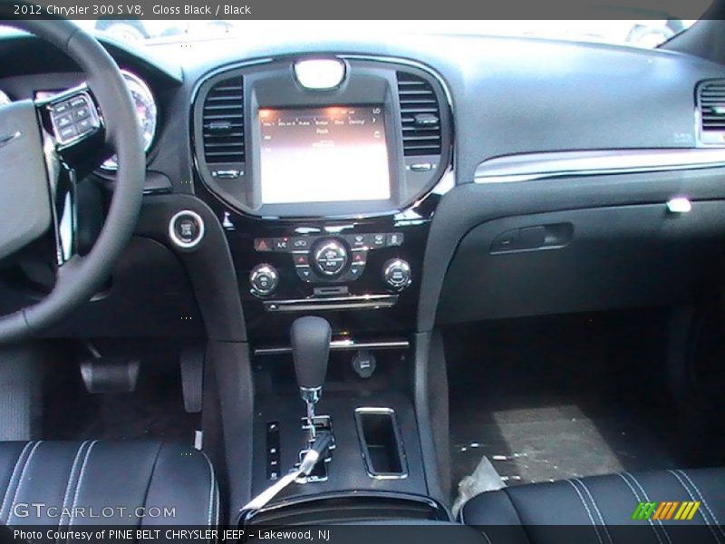 Gloss Black / Black 2012 Chrysler 300 S V8