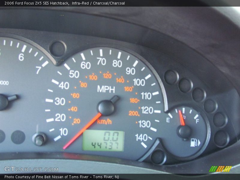 Infra-Red / Charcoal/Charcoal 2006 Ford Focus ZX5 SES Hatchback