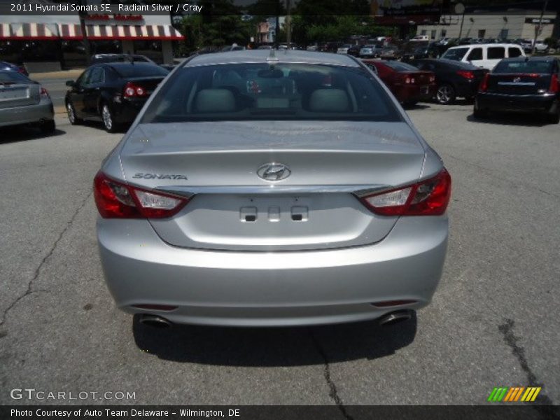 Radiant Silver / Gray 2011 Hyundai Sonata SE