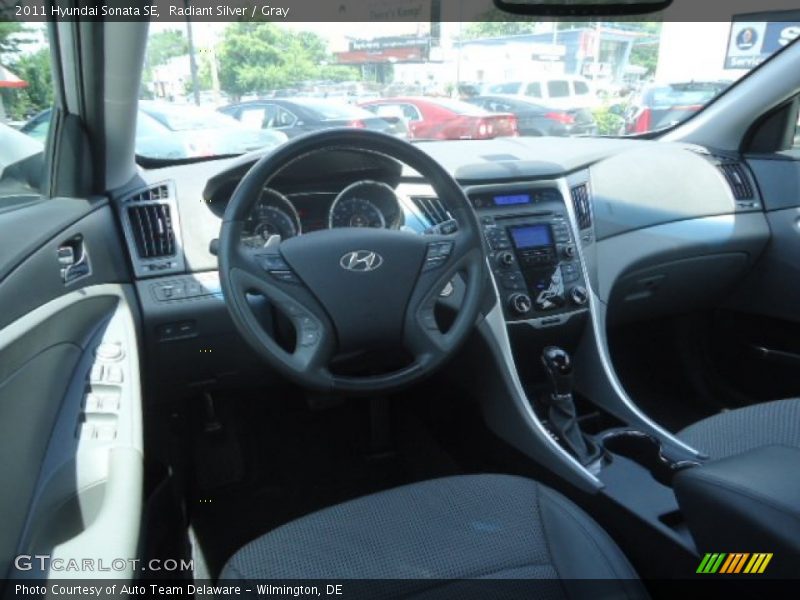 Radiant Silver / Gray 2011 Hyundai Sonata SE