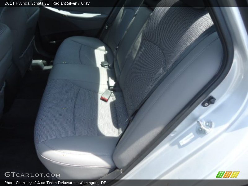 Radiant Silver / Gray 2011 Hyundai Sonata SE
