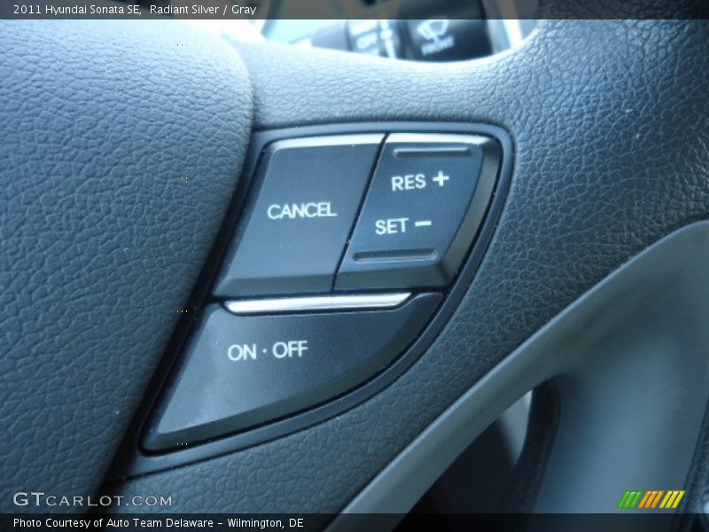 Radiant Silver / Gray 2011 Hyundai Sonata SE