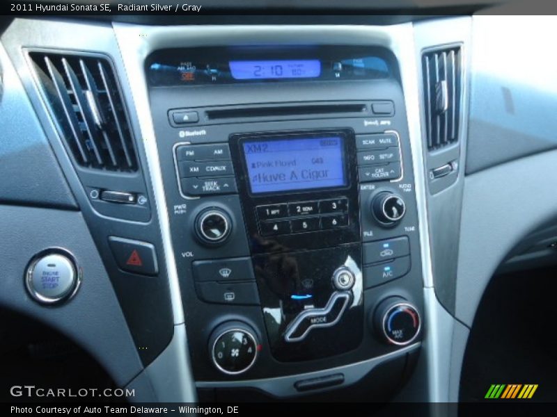 Radiant Silver / Gray 2011 Hyundai Sonata SE