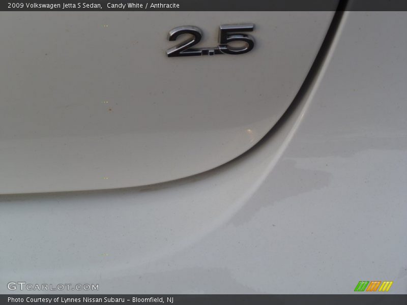 Candy White / Anthracite 2009 Volkswagen Jetta S Sedan