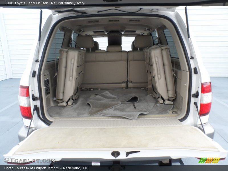 Natural White / Ivory 2006 Toyota Land Cruiser