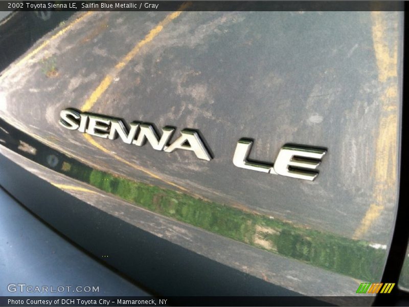 Sailfin Blue Metallic / Gray 2002 Toyota Sienna LE
