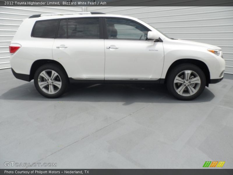 Blizzard White Pearl / Ash 2012 Toyota Highlander Limited