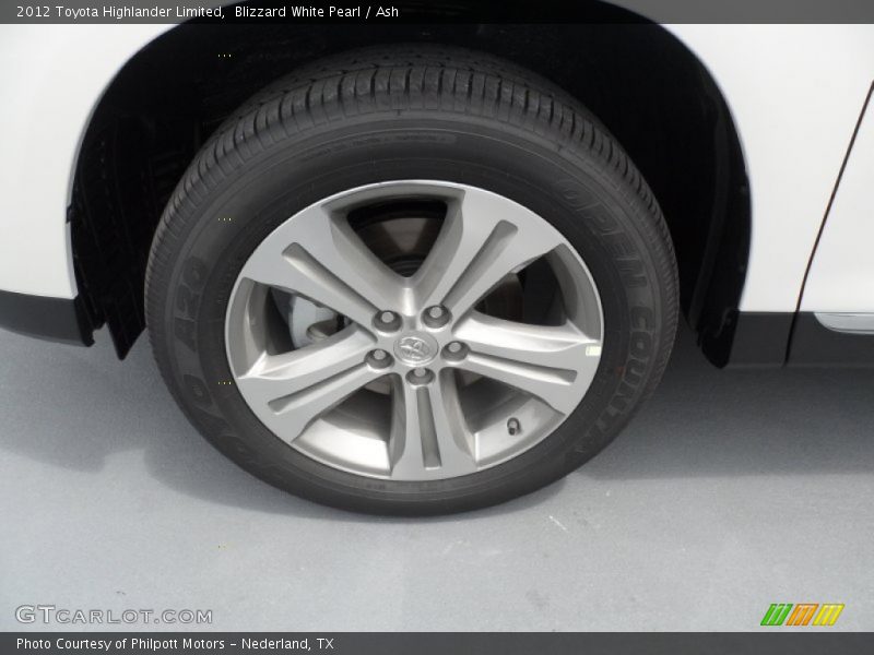Blizzard White Pearl / Ash 2012 Toyota Highlander Limited
