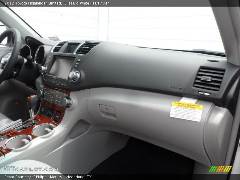 Blizzard White Pearl / Ash 2012 Toyota Highlander Limited