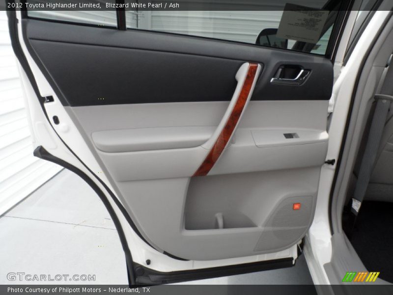 Blizzard White Pearl / Ash 2012 Toyota Highlander Limited