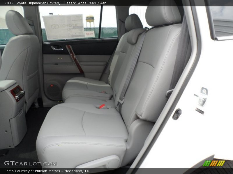 Blizzard White Pearl / Ash 2012 Toyota Highlander Limited