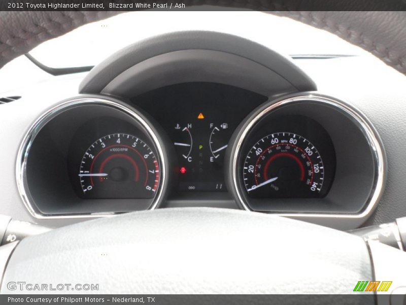 Blizzard White Pearl / Ash 2012 Toyota Highlander Limited