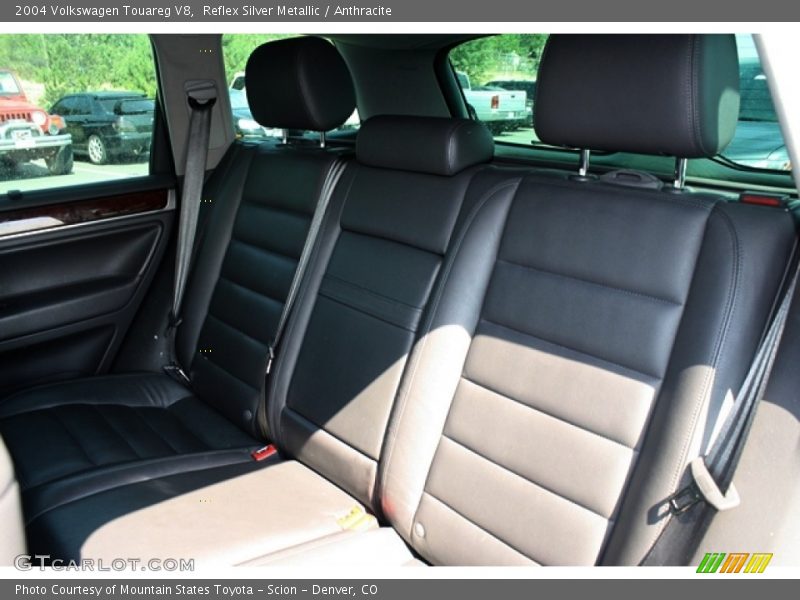 Reflex Silver Metallic / Anthracite 2004 Volkswagen Touareg V8
