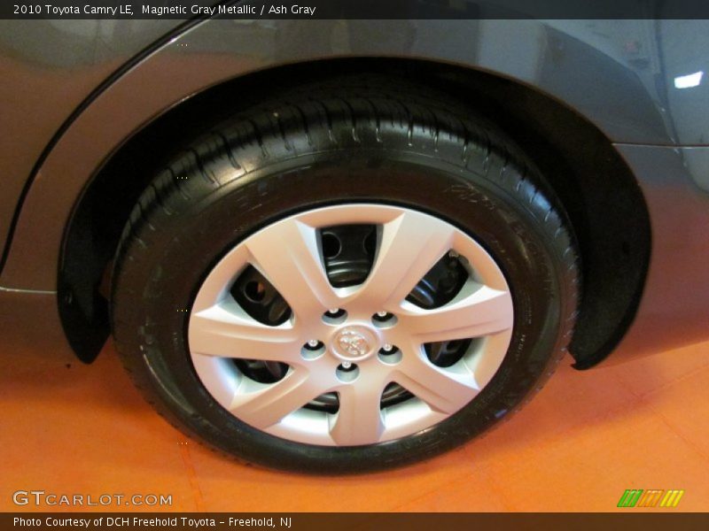 Magnetic Gray Metallic / Ash Gray 2010 Toyota Camry LE