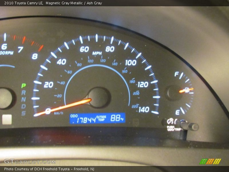 Magnetic Gray Metallic / Ash Gray 2010 Toyota Camry LE