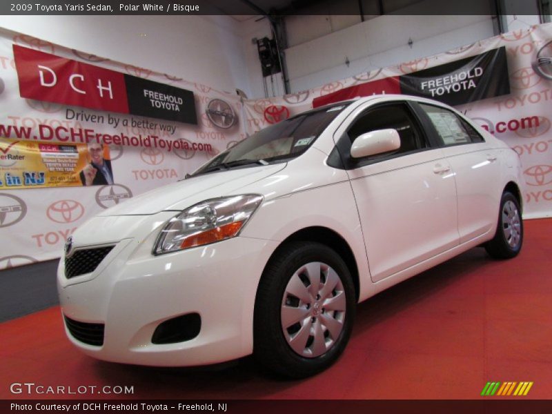 Polar White / Bisque 2009 Toyota Yaris Sedan