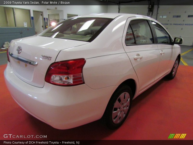Polar White / Bisque 2009 Toyota Yaris Sedan