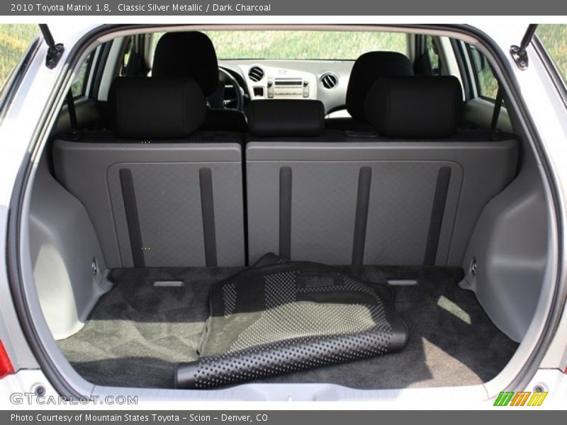 Classic Silver Metallic / Dark Charcoal 2010 Toyota Matrix 1.8