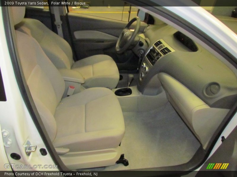 Polar White / Bisque 2009 Toyota Yaris Sedan