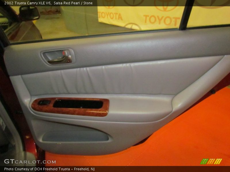 Salsa Red Pearl / Stone 2002 Toyota Camry XLE V6