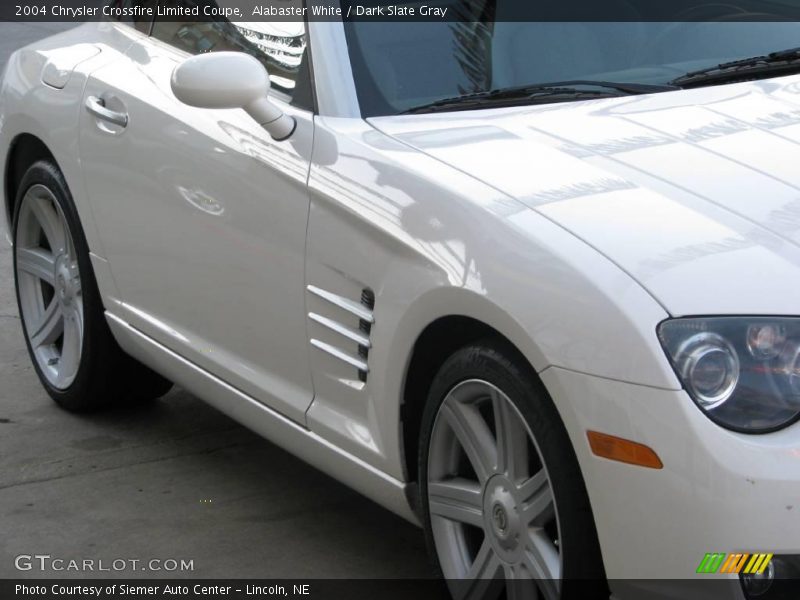 Alabaster White / Dark Slate Gray 2004 Chrysler Crossfire Limited Coupe