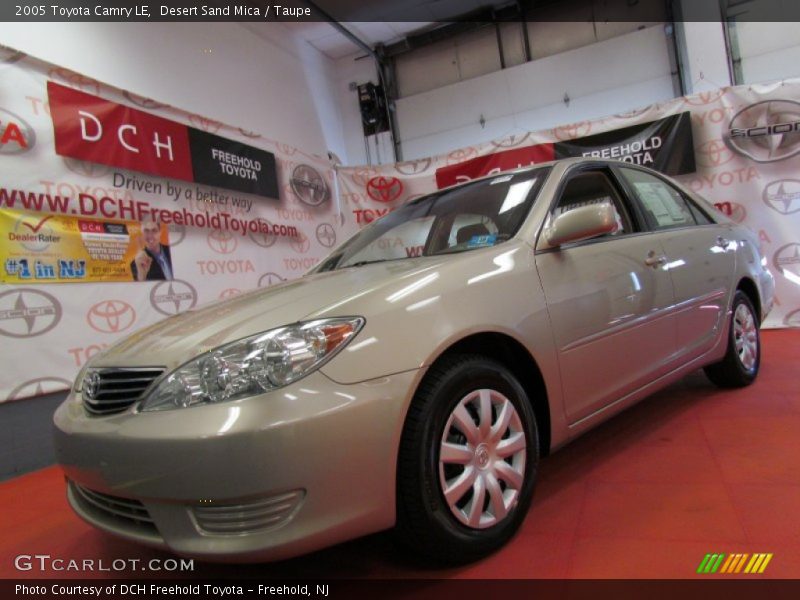 Desert Sand Mica / Taupe 2005 Toyota Camry LE